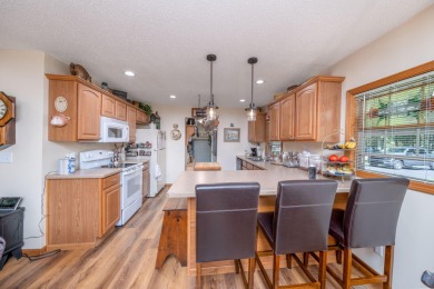 CUTE and COZY ranch home in the Heart of the Lakes. Immaculate on St. Ives Golf Club in Michigan - for sale on GolfHomes.com, golf home, golf lot