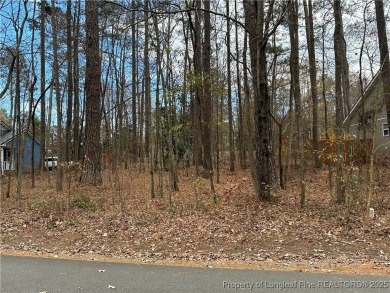 Beautiful gently sloped interior lot located in Carolina Tracee on Carolina Trace Country Club in North Carolina - for sale on GolfHomes.com, golf home, golf lot