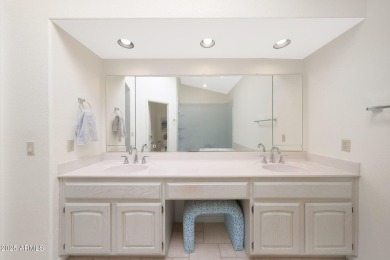 Adorable Hermosa model home in gated Ironwood, Sun Lakes AZ, a on Ironwood Golf Club in Arizona - for sale on GolfHomes.com, golf home, golf lot