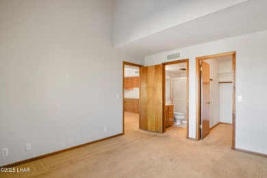 Beautiful Golf Course Condo with Lake Views! Discover golf on London Bridge Golf Course in Arizona - for sale on GolfHomes.com, golf home, golf lot