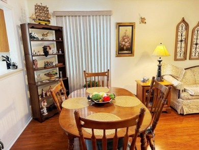 Well cared for, move-in condition, ONE LEVEL 2 bed 1 1/2 bath on Cherokee Village North Course in Arkansas - for sale on GolfHomes.com, golf home, golf lot