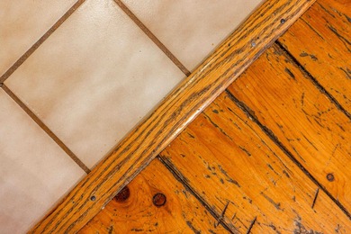 Charming 3-bedroom, 2-bath log home located in the heart of on Woodstone Meadows Golf Course At Massanutten in Virginia - for sale on GolfHomes.com, golf home, golf lot