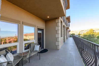 Escape the upcoming cold weather in this pristine 3bed/2bath on Sunbrook Golf Course in Utah - for sale on GolfHomes.com, golf home, golf lot
