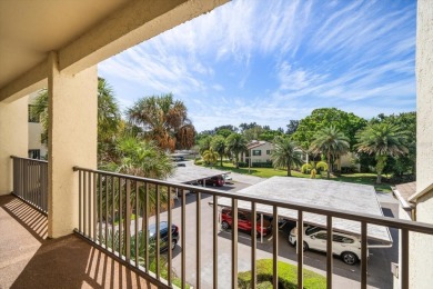 THESE SELLERS ARE MOTIVATED AND READY FOR AN OFFER! GOLF COURSE on East Bay Golf Club in Florida - for sale on GolfHomes.com, golf home, golf lot