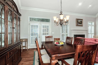Cobblestone Square in Inverness (Hoover), is the location of on Inverness Country Club in Alabama - for sale on GolfHomes.com, golf home, golf lot
