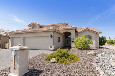 Prime location for this 3BR, 2.5BA plus den Galleria model on on Oakwood Golf Club  in Arizona - for sale on GolfHomes.com, golf home, golf lot