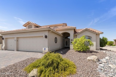 Prime location for this 3BR, 2.5BA plus den Galleria model on on Oakwood Golf Club  in Arizona - for sale on GolfHomes.com, golf home, golf lot