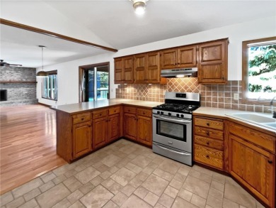Seller may consider buyer concessions if made in an offer on Edinburgh USA in Minnesota - for sale on GolfHomes.com, golf home, golf lot