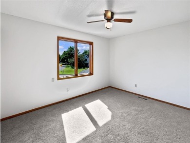 Seller may consider buyer concessions if made in an offer on Edinburgh USA in Minnesota - for sale on GolfHomes.com, golf home, golf lot