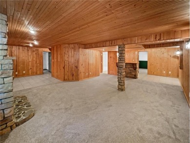 Seller may consider buyer concessions if made in an offer on Edinburgh USA in Minnesota - for sale on GolfHomes.com, golf home, golf lot