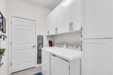 Beautifully Updated, Furnished Condo in Sarasota National!

 on Sarasota National Golf Club in Florida - for sale on GolfHomes.com, golf home, golf lot