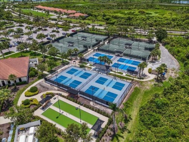 Beautifully Updated, Furnished Condo in Sarasota National!

 on Sarasota National Golf Club in Florida - for sale on GolfHomes.com, golf home, golf lot