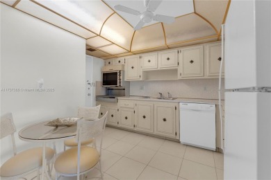 EXCELLENT LOCATION THIS LOVELY CONDO IS  READY TO MOVE IN * on The Diplomat Golf Resort and Spa in Florida - for sale on GolfHomes.com, golf home, golf lot