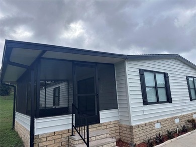 Completely Remodeled Home in the 55+ Zellwood Station Community! on Zellwood Station Country Club in Florida - for sale on GolfHomes.com, golf home, golf lot