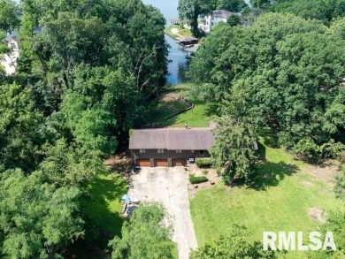 Located on one of Lake Springfield's most popular lanes this on Lincoln Greens Golf Course in Illinois - for sale on GolfHomes.com, golf home, golf lot