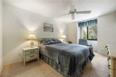 Welcome to easy living in Cross Creek Country Club! This on Cross Creek Country Club in Florida - for sale on GolfHomes.com, golf home, golf lot