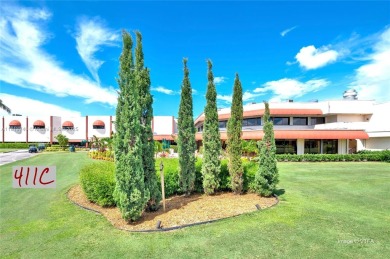 Pictures reflect a virtually staged/updated property. Unit IS on Hollybrook Golf and Tennis Club  in Florida - for sale on GolfHomes.com, golf home, golf lot