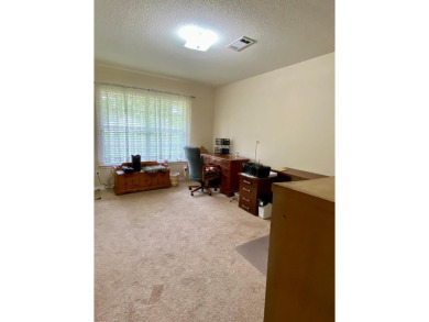 Well maintained home fronting GOLF COURSE!  Large walk-in on Millbrook Country Club in Mississippi - for sale on GolfHomes.com, golf home, golf lot
