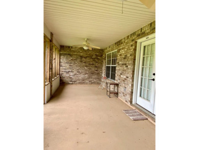 Well maintained home fronting GOLF COURSE!  Large walk-in on Millbrook Country Club in Mississippi - for sale on GolfHomes.com, golf home, golf lot