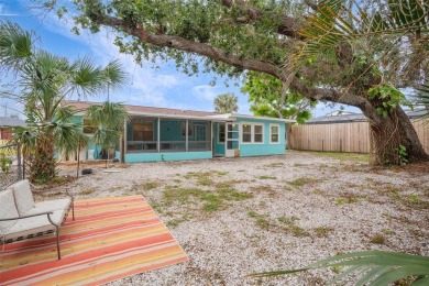 NEW PRICE!! NO HURRICANE DAMAGE OR FLOODING! EXTRAORDINARILY on Jacaranda West Country Club in Florida - for sale on GolfHomes.com, golf home, golf lot