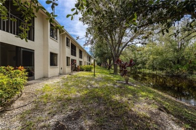 Welcome to easy living in Cross Creek Country Club! This on Cross Creek Country Club in Florida - for sale on GolfHomes.com, golf home, golf lot