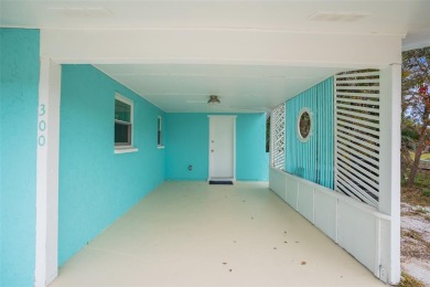 NEW PRICE!! NO HURRICANE DAMAGE OR FLOODING! EXTRAORDINARILY on Jacaranda West Country Club in Florida - for sale on GolfHomes.com, golf home, golf lot
