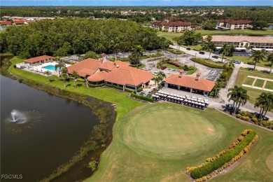 Welcome to easy living in Cross Creek Country Club! This on Cross Creek Country Club in Florida - for sale on GolfHomes.com, golf home, golf lot