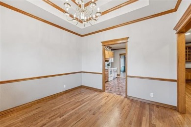 Quality-built, full brick home with lots of class! on Bailey Ranch Golf Club in Oklahoma - for sale on GolfHomes.com, golf home, golf lot