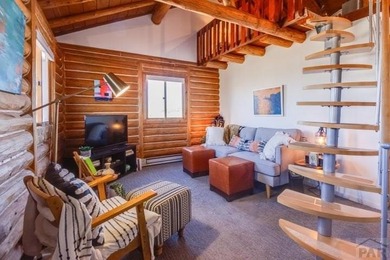 Beautifully remodeled and updated Fort condominium! Top floor on Grandote Peaks Golf Club in Colorado - for sale on GolfHomes.com, golf home, golf lot