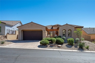 Check out this beautiful 1,966 sf 3-bedroom, plus den/office on Laughlin Ranch Golf Club in Arizona - for sale on GolfHomes.com, golf home, golf lot