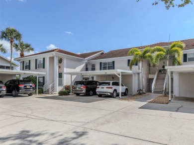 Under contract-accepting backup offers. Priced to Sell!!!!! on Plantation Golf and Country Club in Florida - for sale on GolfHomes.com, golf home, golf lot