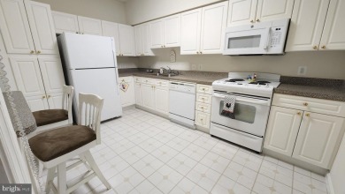 Generous $35K PRICE REDUCTION  for a very desirable unit in on Leisure World Golf Club in Maryland - for sale on GolfHomes.com, golf home, golf lot