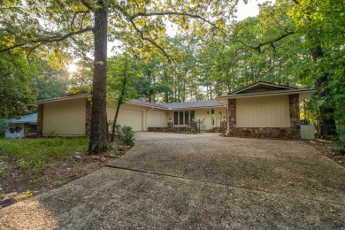 13 Ensenada is located on the 18th fairway of the beautiful De on DeSoto Golf Course in Arkansas - for sale on GolfHomes.com, golf home, golf lot