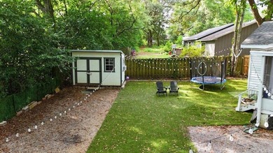 Nicely renovated 2 bedroom Florida cottage with modern comforts on Eglin Golf Course in Florida - for sale on GolfHomes.com, golf home, golf lot
