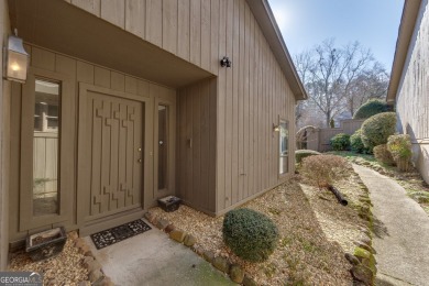 This beautiful 3-bedroom, 2-bathroom patio home is located in on Rivermont Golf and Country Club in Georgia - for sale on GolfHomes.com, golf home, golf lot