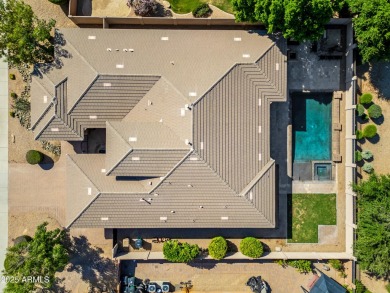 This luxurious 5 bedroom, 3.5 bath home by TW Lewis is now on Palm Valley Golf Club  in Arizona - for sale on GolfHomes.com, golf home, golf lot