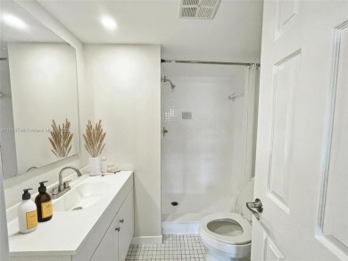 AMAZING 2/2 first floor condo in Sunrise Lakes! Quiet community on Sunrise Lakes Phase IV Golf Course in Florida - for sale on GolfHomes.com, golf home, golf lot