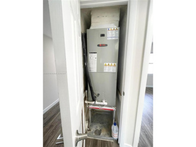 AMAZING 2/2 first floor condo in Sunrise Lakes! Quiet community on Sunrise Lakes Phase IV Golf Course in Florida - for sale on GolfHomes.com, golf home, golf lot