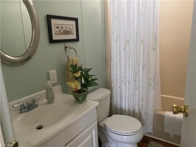 Great value in this 1986 2 bedroom ,2 bath home in
Riviera Golf on Riviera Golf Club in Florida - for sale on GolfHomes.com, golf home, golf lot