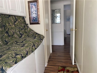 Great value in this 1986 2 bedroom ,2 bath home in
Riviera Golf on Riviera Golf Club in Florida - for sale on GolfHomes.com, golf home, golf lot