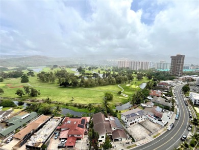 Rarely available 3 bedroom, 2 bath, 2 parking unit at Horizon on Honolulu Country Club in Hawaii - for sale on GolfHomes.com, golf home, golf lot