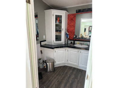 Nice 2 bedroom home with Spacious Layout with a partial open on Schalamar Creek Golf and Country Club in Florida - for sale on GolfHomes.com, golf home, golf lot