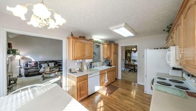 Welcome to this inviting 3-bedroom, 2-bath split-level home on Fairfield Plantation Golf and Country Club in Georgia - for sale on GolfHomes.com, golf home, golf lot