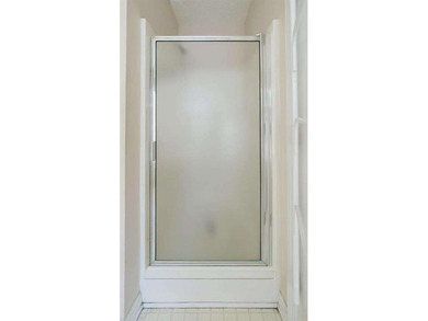 Welcome to this inviting 3-bedroom, 2-bath split-level home on Fairfield Plantation Golf and Country Club in Georgia - for sale on GolfHomes.com, golf home, golf lot