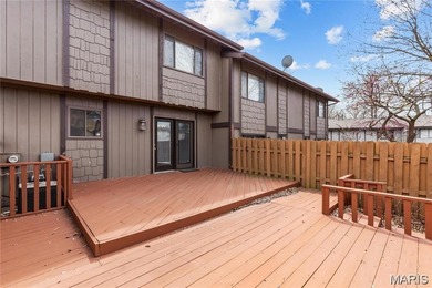 Live the lake life! This nicely updated 3 bedroom, 2.5 bathroom on Lake Saint Louis Par 3 in Missouri - for sale on GolfHomes.com, golf home, golf lot