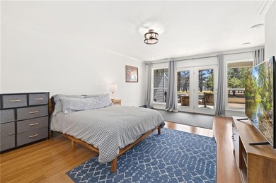 This beautifully updated townhouse overlooking Paradise Valley on Paradise Valley Athletic Club in Arkansas - for sale on GolfHomes.com, golf home, golf lot