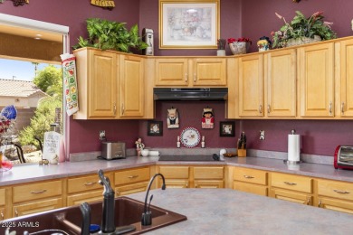 A RARE FIND!! This Briarwood has great curb appeal, space on Sun City Grand Golf Couse and Club in Arizona - for sale on GolfHomes.com, golf home, golf lot
