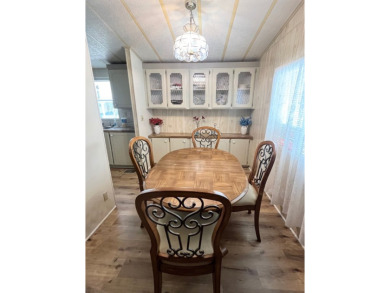 BRING YOUR BEST OFFER! Located in the highly desirable 55+ on Sun n Lake Golf and Country Club in Florida - for sale on GolfHomes.com, golf home, golf lot
