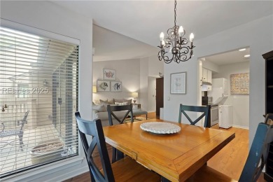 Updated and fully furnished top-floor corner unit in Lighthouse on Harbour Town Golf Links in South Carolina - for sale on GolfHomes.com, golf home, golf lot
