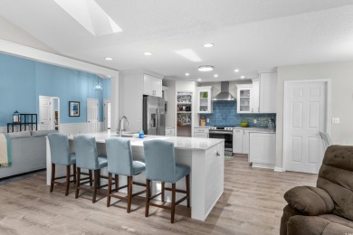 Welcome to this beautifully renovated 3 bedroom, 2 bathroom on The Valley At Eastport in South Carolina - for sale on GolfHomes.com, golf home, golf lot